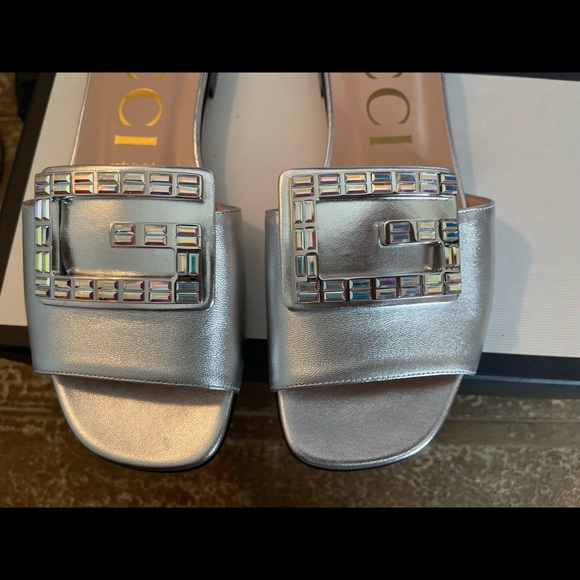 ♥️SOLD♥️ Gucci Crystal Square Sandals - Picture 7 of 11